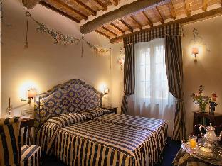 Hotel Relais Dell’Orologio Latest Offers