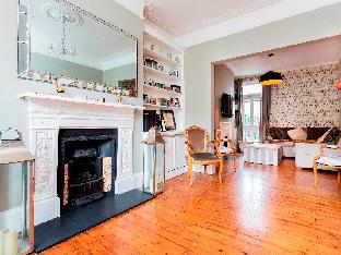 Veeve  3 Bed Family House Gowan Avenue Fulham Latest Offers