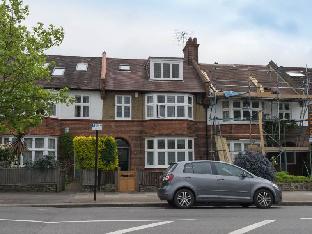 Veeve  4 Bed House On Magdalen Road Wandsworth Latest Offers