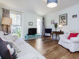 Veeve  3 Bed Flat With Parking Walford Road Stoke Newington Latest Offers
