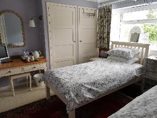 UPTHEDOWNS B&B Latest Offers