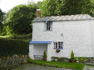 Quaint Holiday Home in Combe Martin near Beach Latest Offers