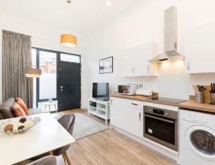 Stylish Executive Apartment – Coventry City Centre Latest Offers