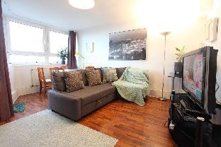 Bright Comfortable Chelsea flat – Great Location! Latest Offers