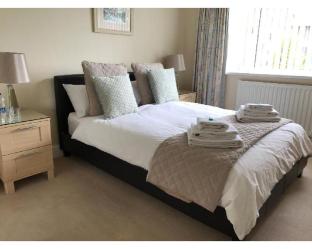 Queens Road Rental – Winchester Accommodation Latest Offers