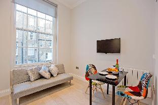 Modern 1 bed flat in Kensington (Flat 6) Latest Offers
