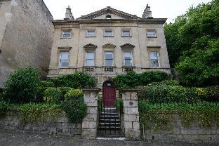 The Admirals Mansion – Central Bath Latest Offers