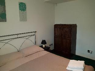 Guest House Ellipse-Double Room with Shared bathroom Latest Offers