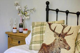 Red Rum Cottage – ‘And We’re OFF!’ Latest Offers