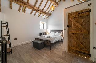 Secluded and Luxurious 4BR Barn Conversion Latest Offers