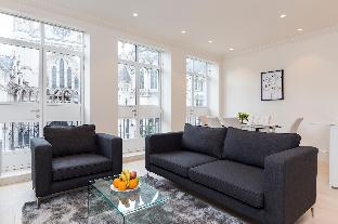 COVENT GARDEN 3BR WITH BALCONY – HEART OF LONDON Latest Offers