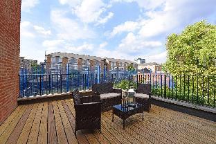 Charming 2 Bed Balcony Apartment @ Chelsea London Latest Offers