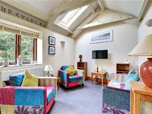 Bright holiday home with pleasant garden and comfortable interior in Dunmere Latest Offers