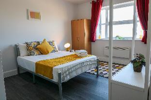 Stylish studio 30 Minutes to central london F4 Latest Offers