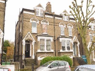 Veeve  Apartment Dartmouth Park Road Tufnell Park Latest Offers