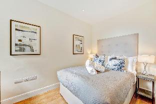 Immaculate 2 Bed Apt with Balcony in Hammersmith Latest Offers