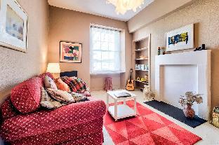 Fabulous Old Town Apartment Latest Offers