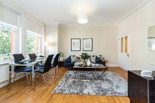 Spacious 3 Bedroom Apartment in Hammersmith Latest Offers
