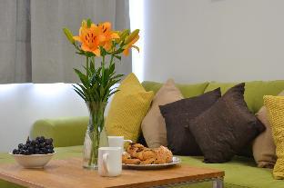 The Mews Apartment with FREE parking and Bus Stop Latest Offers