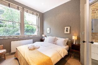 Stunning 2 Bedroom House in South Kensington Latest Offers
