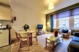Perfect Location! Charming Rose St Apt for Couples Latest Offers