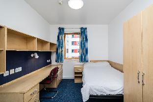 En Suite Room, GILLINGHAM  SK 632 C Latest Offers