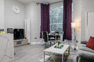 Three-bedrooms brand new flat Maida Vale full AC Latest Offers